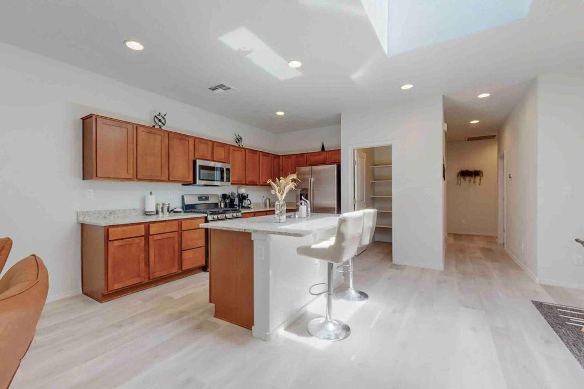 Modern Home 3Br Next To Airport, Netflix, Casino Albuquerque Kültér fotó